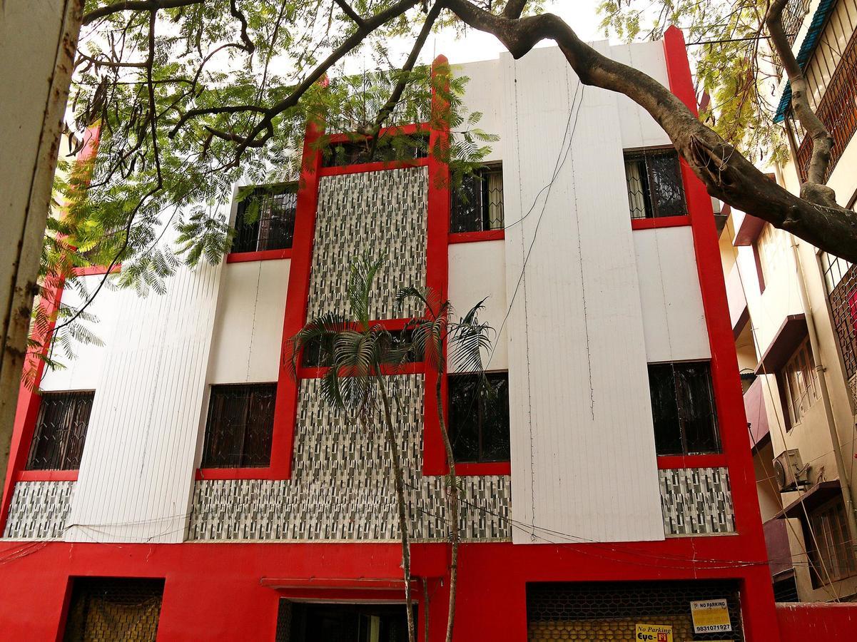 Oyo 3418 Hotel Amit Kolkata Bagian luar foto