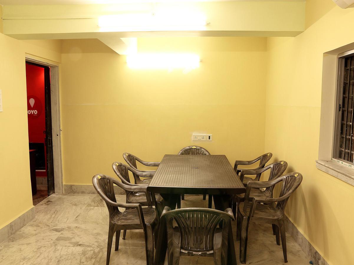 Oyo 3418 Hotel Amit Kolkata Bagian luar foto